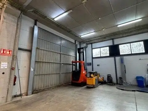 Nave comercial en Santa Perpètua de Mogoda