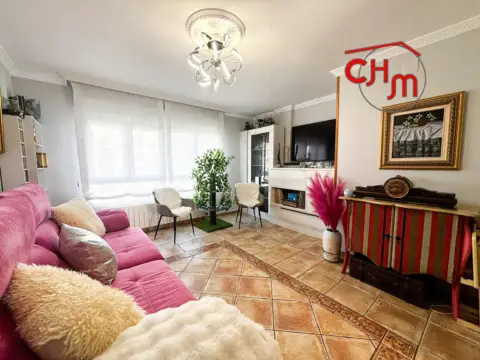 Piso en calle Av Derechos Humano