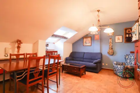 Piso en calle Luis Suárez Ximielga, 28