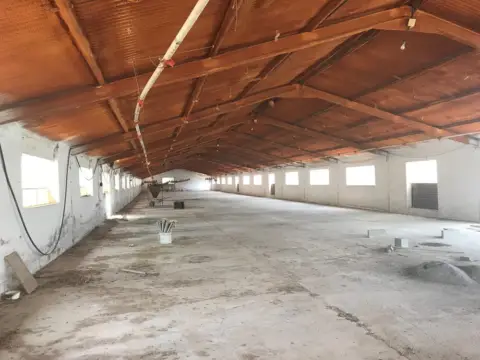 Nave industrial en Padul