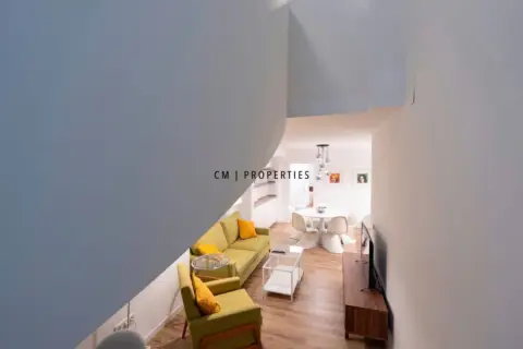 Dúplex en Carrer de la Corona