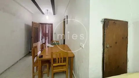 Casa en calle Montroy