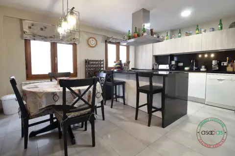 Piso en calle Ezcurdia, 146