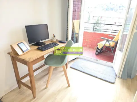 Piso en calle Gpo. Serantes