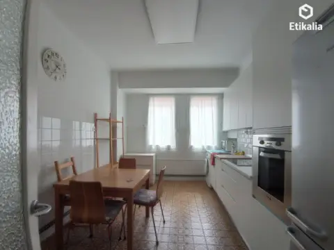 Piso en calle Iturribide