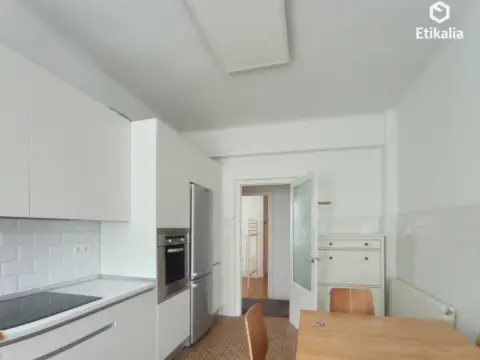 Piso en calle Iturribide