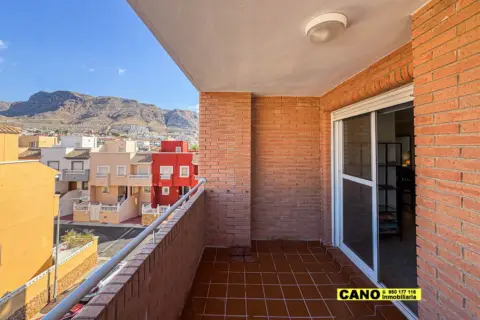 Piso en calle León y Quiroga