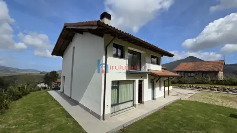 Casa en Bº Enderikas