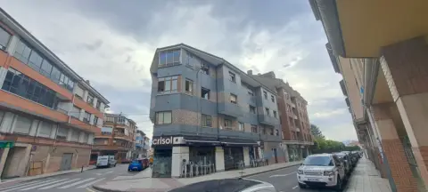 Piso en Lugo de Llanera