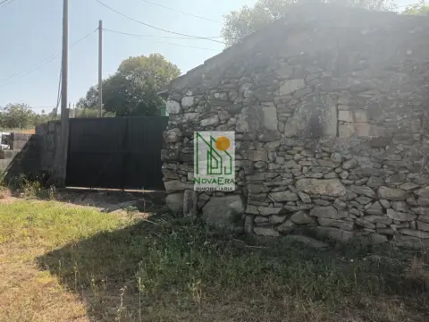 Casa en calle Insua - Paralongas, nº 117