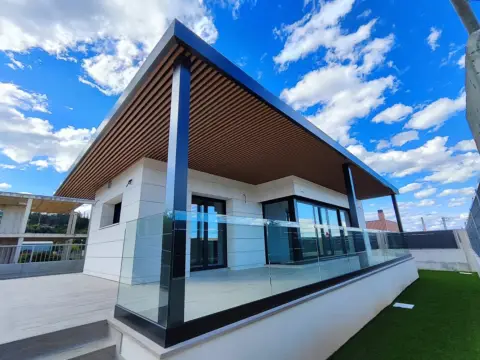 Casa en calle N-111, 2B Carretera de Soria, Chimenea de Vistaleg