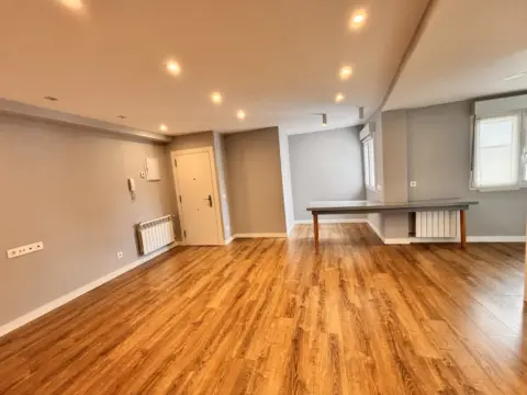 Piso en Ceares-Jesuitas