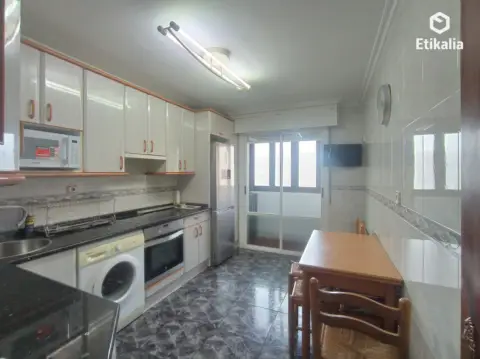 Piso en calle de Axular, nº Sin Informacion