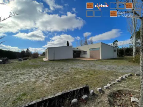 Casa en calle Carretera Antigua N-110, nº Sin Informacion