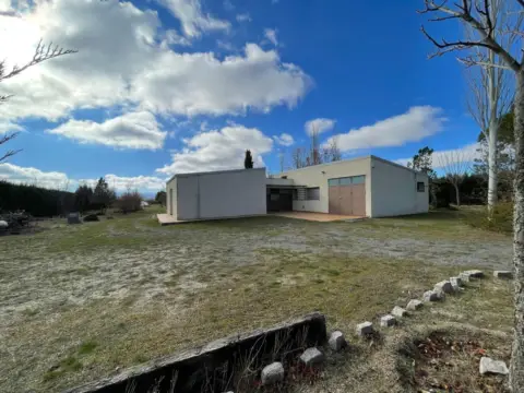 Casa en calle Carretera Antigua N-110, nº Sin Informacion