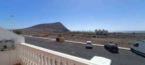 Chalet adosado en calle Formentera