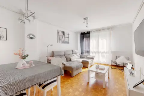 Piso en Ortiz de Landázuri Doktorearen Plaza