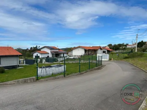 Terreno en calle Barrio de Pruvia
