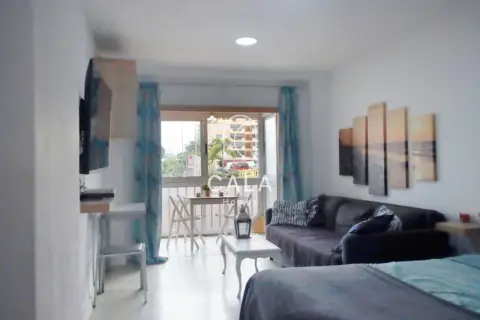 Piso en calle Hermanos Rodríguez Perdigón