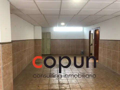 Local comercial en La Corredoría-Prado de la Vega-La Monxina