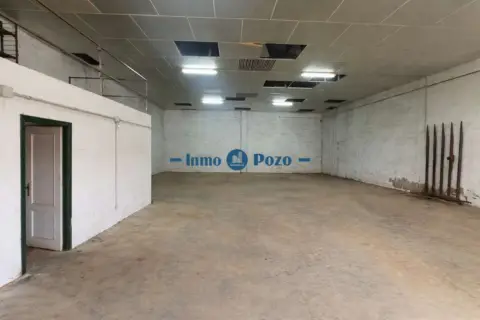 Nave industrial en Almendralejo