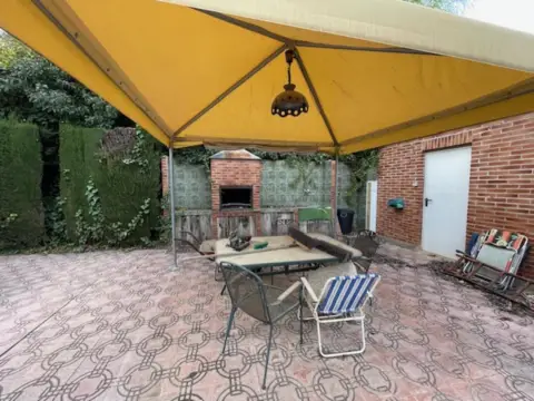 Chalet en Las Lomas del Gallego (Ctra. Huesca)