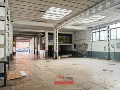 Local comercial en calle de la Madre de Dios