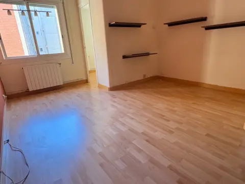 Piso en Carrer d'Escornalbou