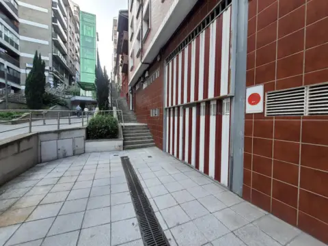 Garaje en Soloarte - Piscinas