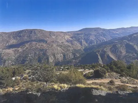 Terreno en Güéjar Sierra