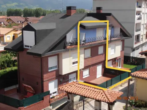 Casa en Los Corrales de Buelna