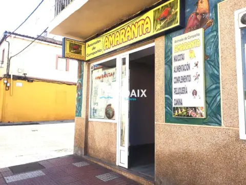 Local comercial en calle Colombia