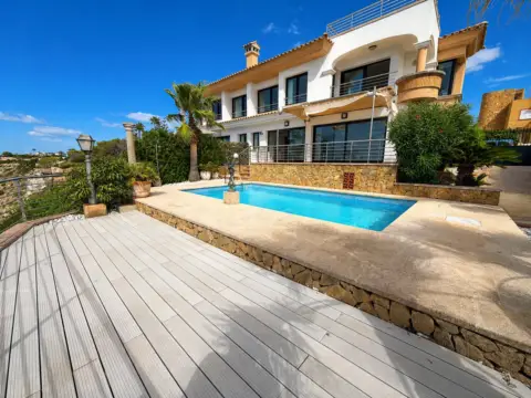 Casa en Carrer de Santa Maria, nº Sin Informacion