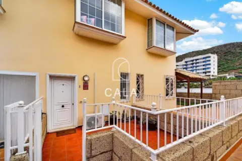 Casa adosada en calle El Palmar