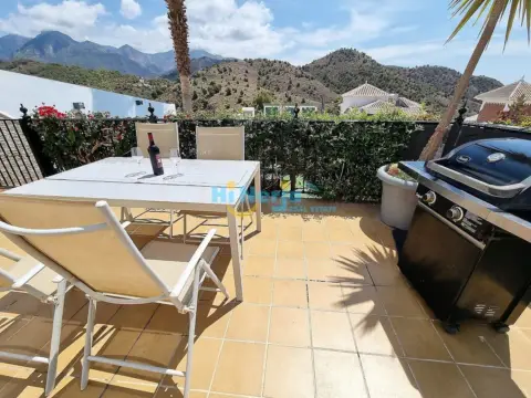 Piso en , Periferia, Zona Residencial, Urbanización, Cerca del Pueblo