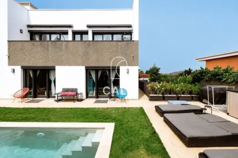 Chalet en calle Los Sauces