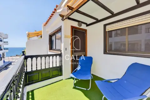 Casa adosada en Avenida del Emigrante