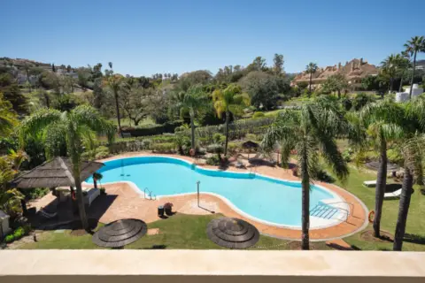 Ático en Los Naranjos-Las Brisas