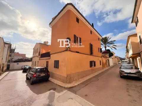 Casa en Carrer d'Antonio Calafell