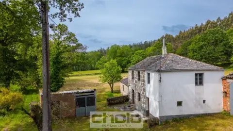Casa en Outeiro de Rei (Casco Urbano)