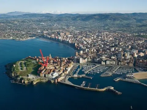 Piso en calle de Honesto Batalón, 9