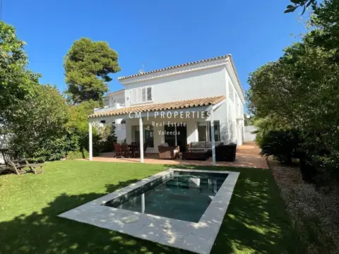 Chalet en Travesía de San Gerard