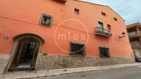 Casa en Carrer de Turis