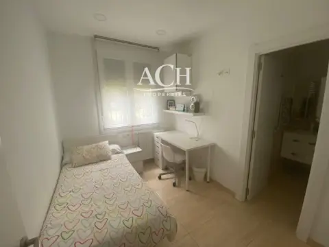 Habitación en calle Navarro Villoslada
