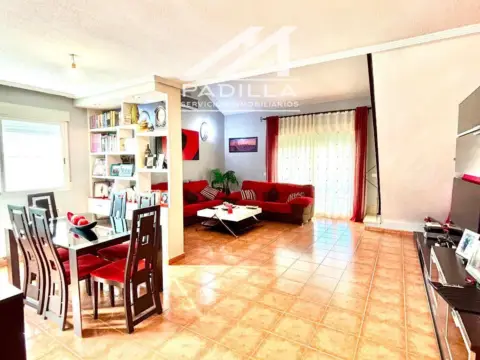 Casa pareada en Las Ventas de Retamosa