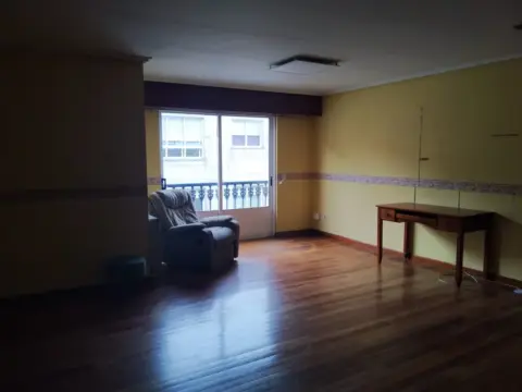 Piso en Rúa Porta de Neira, 8