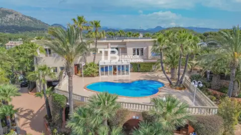 Casa en Carrer Gavines