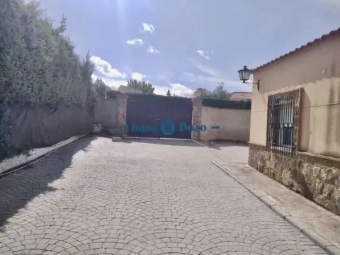 Chalet en Almendralejo