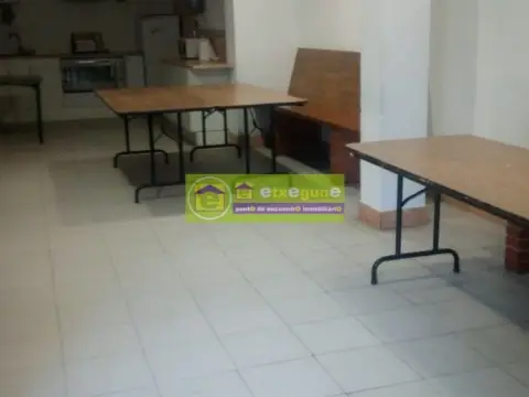 Local comercial en calle de Sor Natividad Homedes