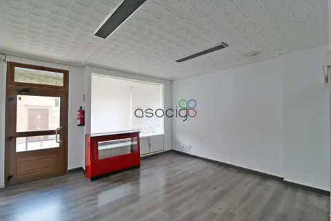 Local comercial en Yunquera de Henares